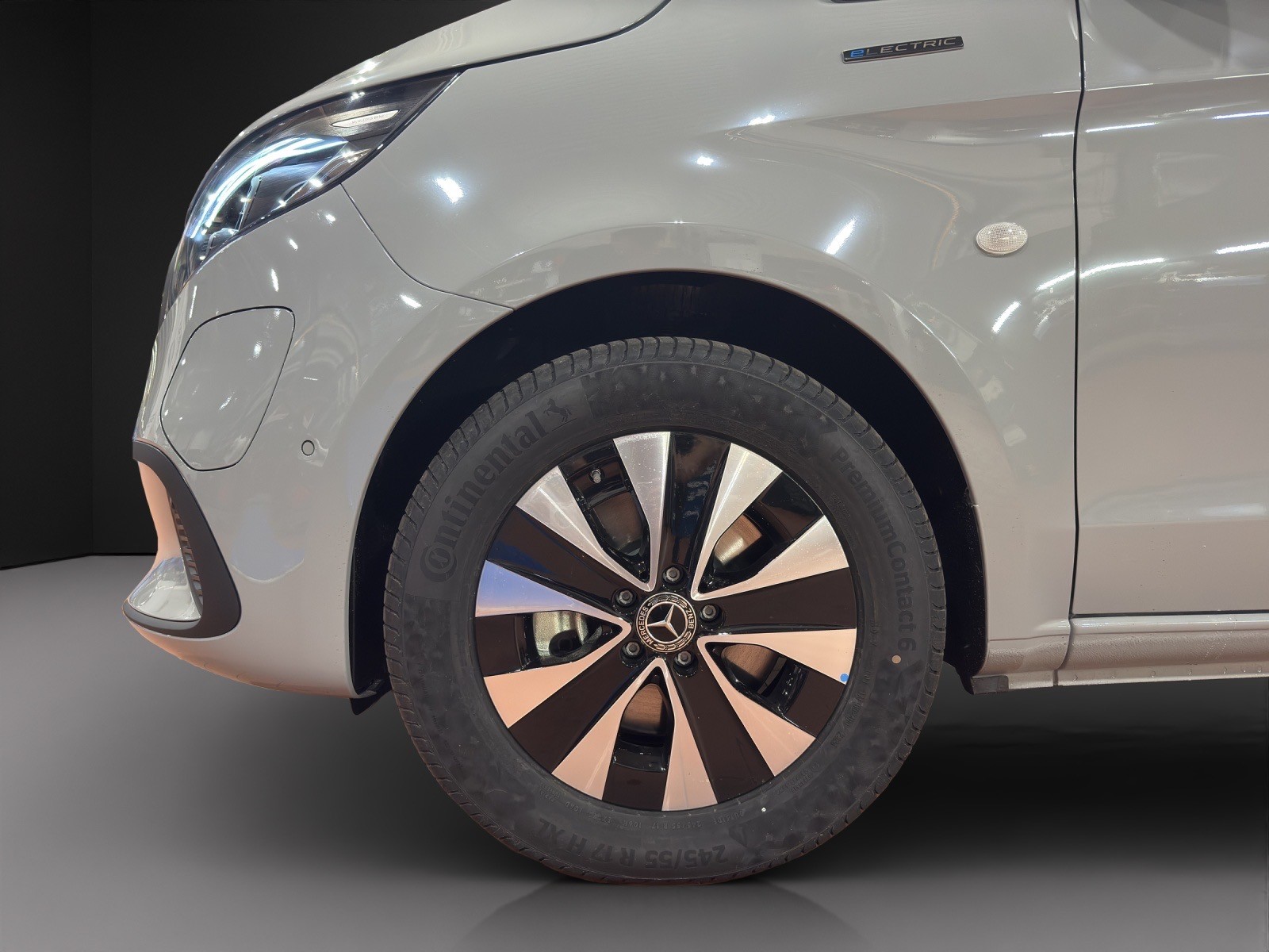MERCEDES-BENZ eVito 126 Lang Tourer Pro-image-11