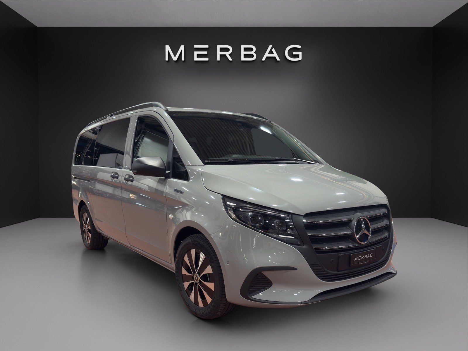MERCEDES-BENZ eVito 126 Lang Tourer Pro-image-0