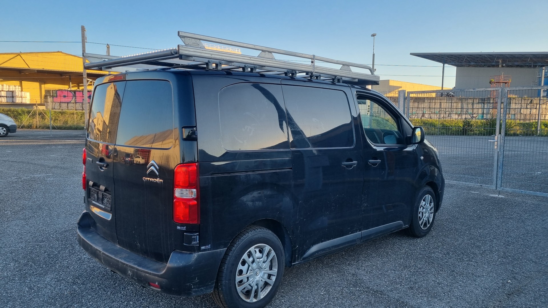 CITROEN Jumpy 2.0 BlueHDi 120 XS Komfort-image-5