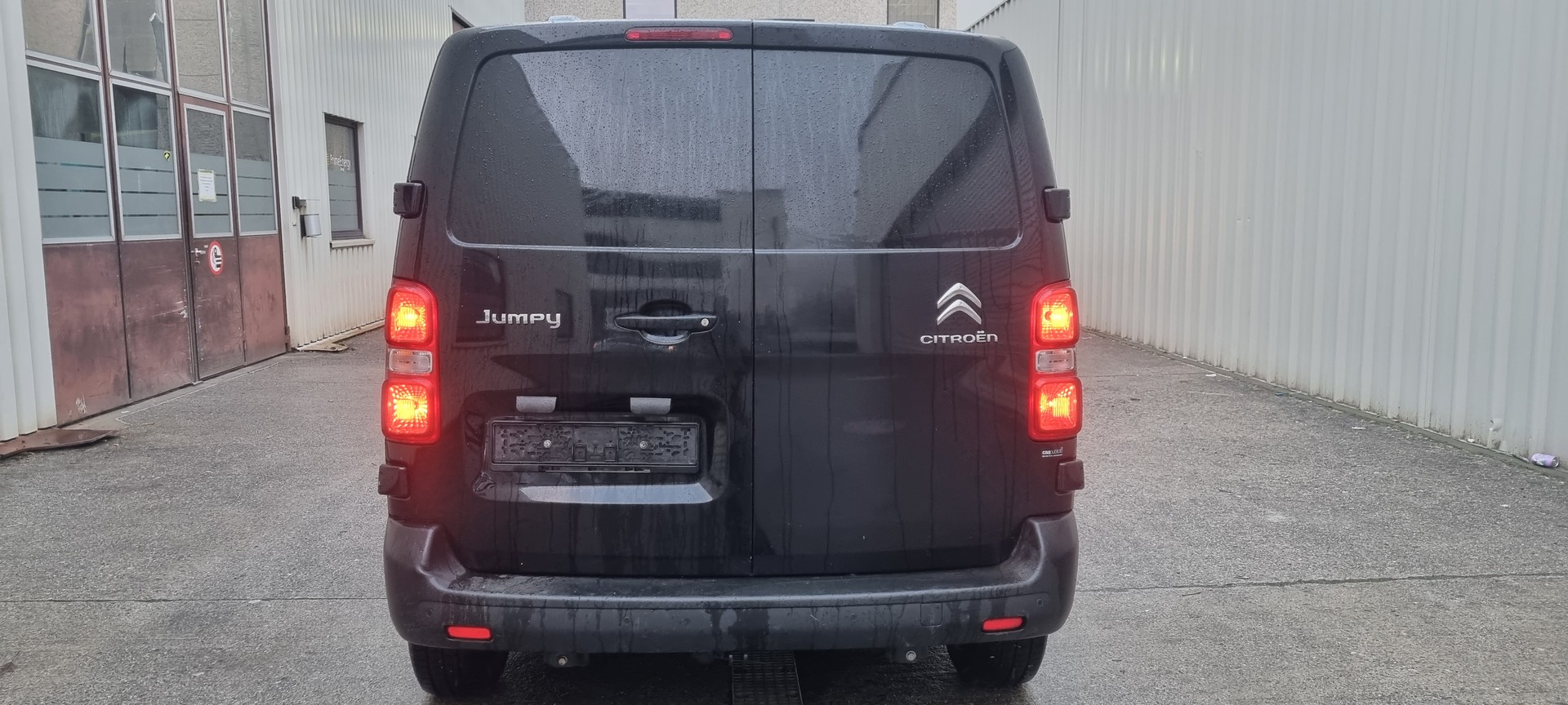 CITROEN Jumpy 2.0 BlueHDi 120 XS Komfort-image-8