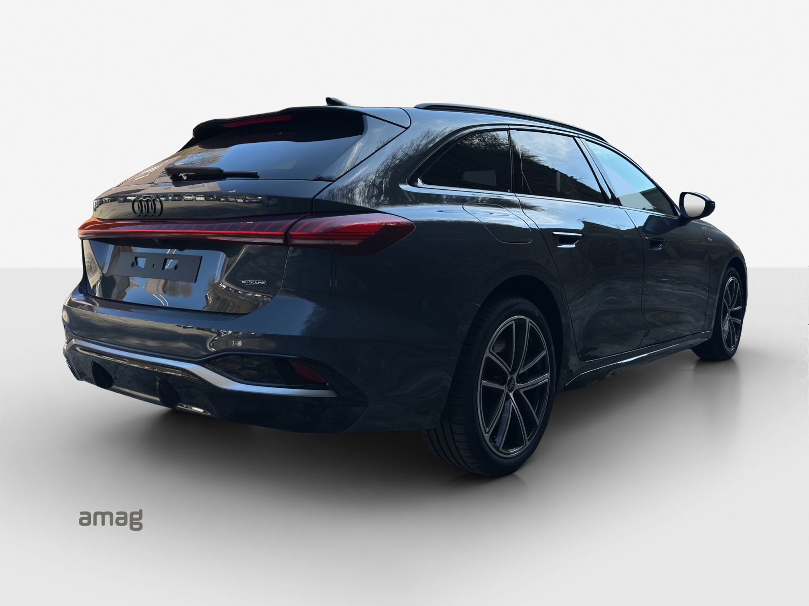 AUDI A5 Avant TDI quattro 150 kW Attraction S tronic-image-4