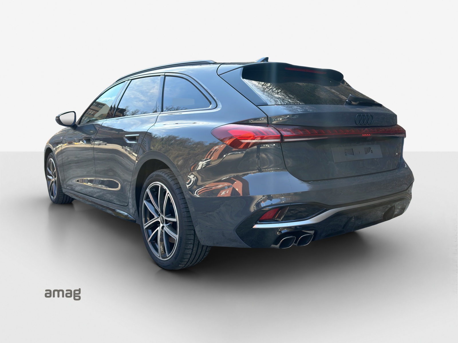 AUDI A5 Avant TDI quattro 150 kW Attraction S tronic-image-2