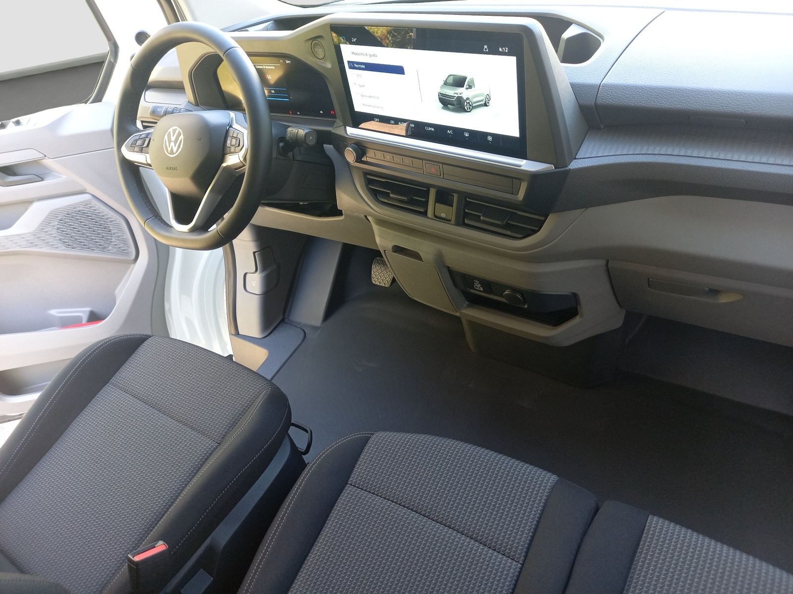 VW e-Transporter 70 kWh-image-7