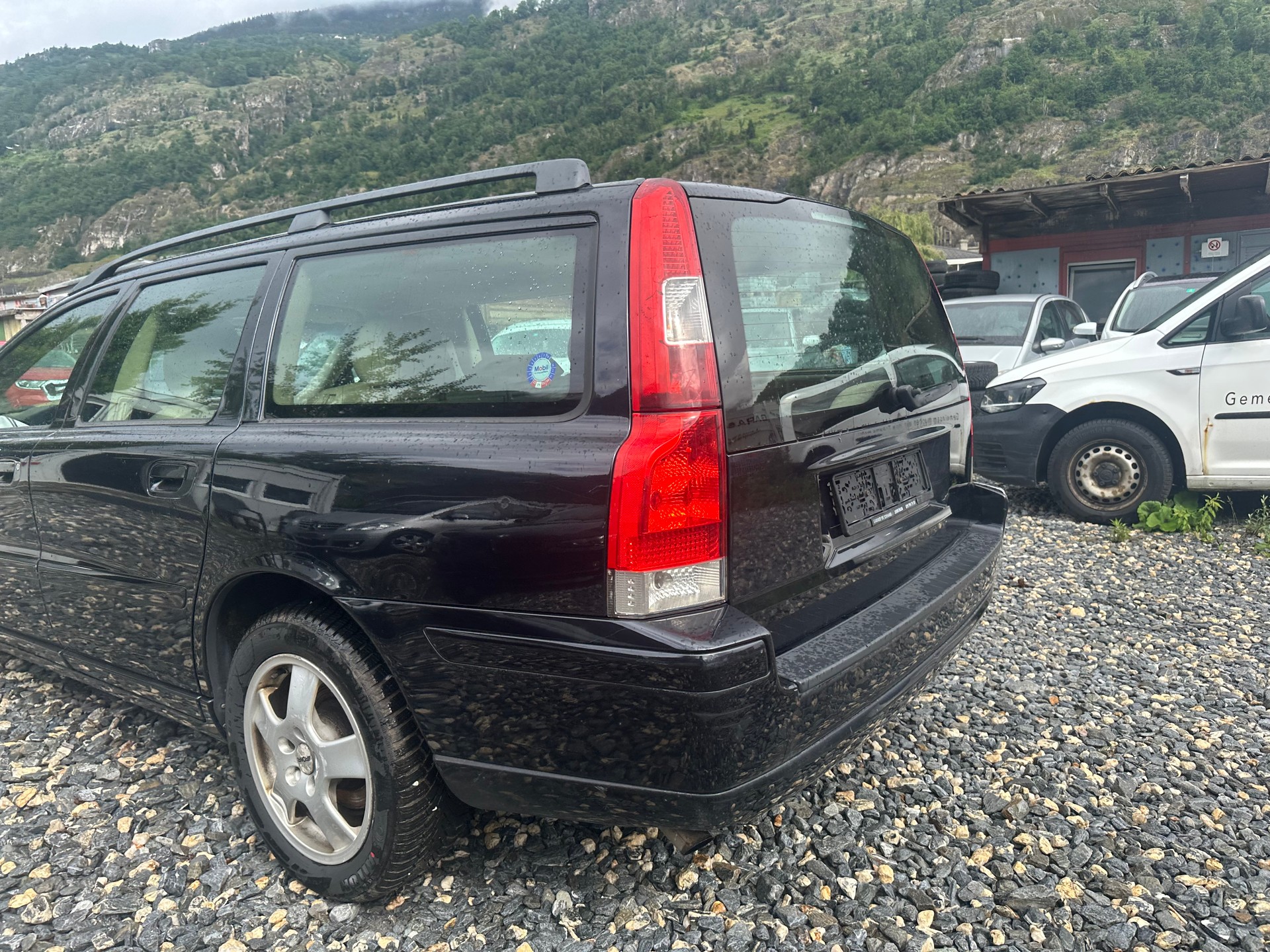 VOLVO V70 D5 AWD Titanium Edition Geartronic-image-3