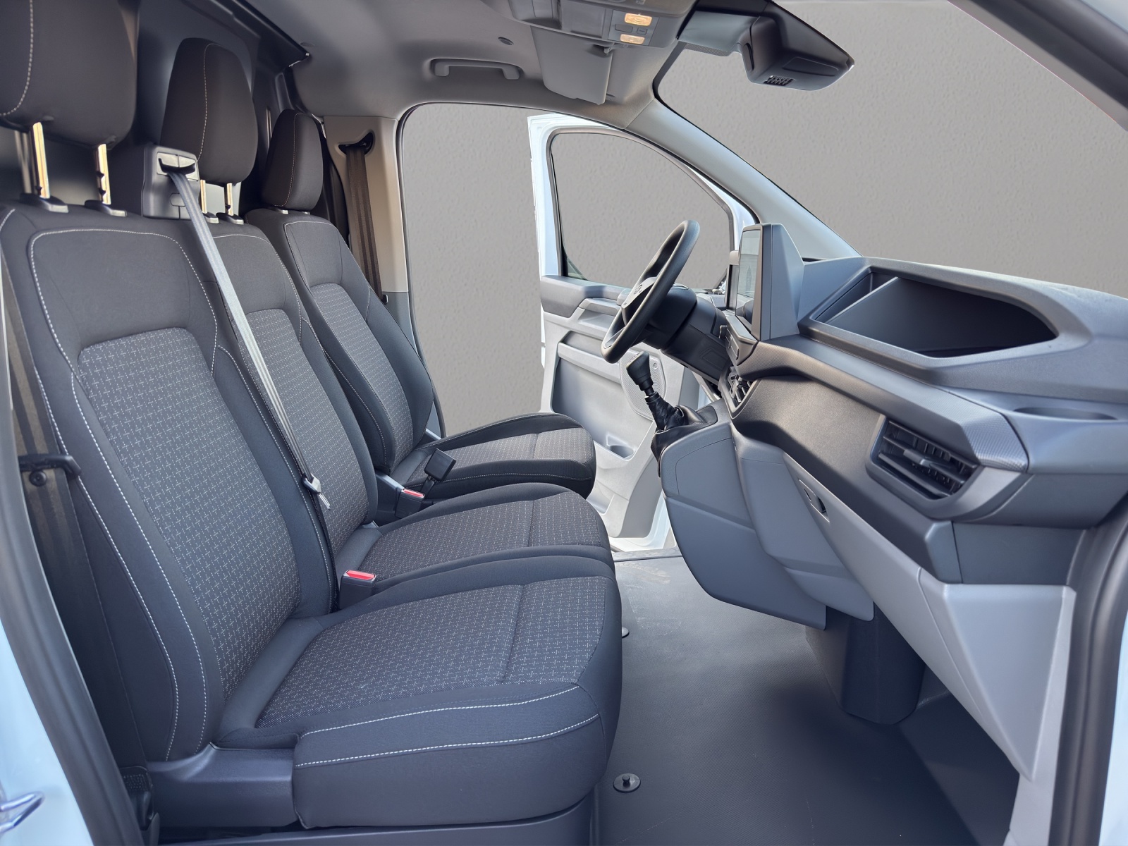 FORD Transit Custom Van 300 L2H1 Trend-image-14