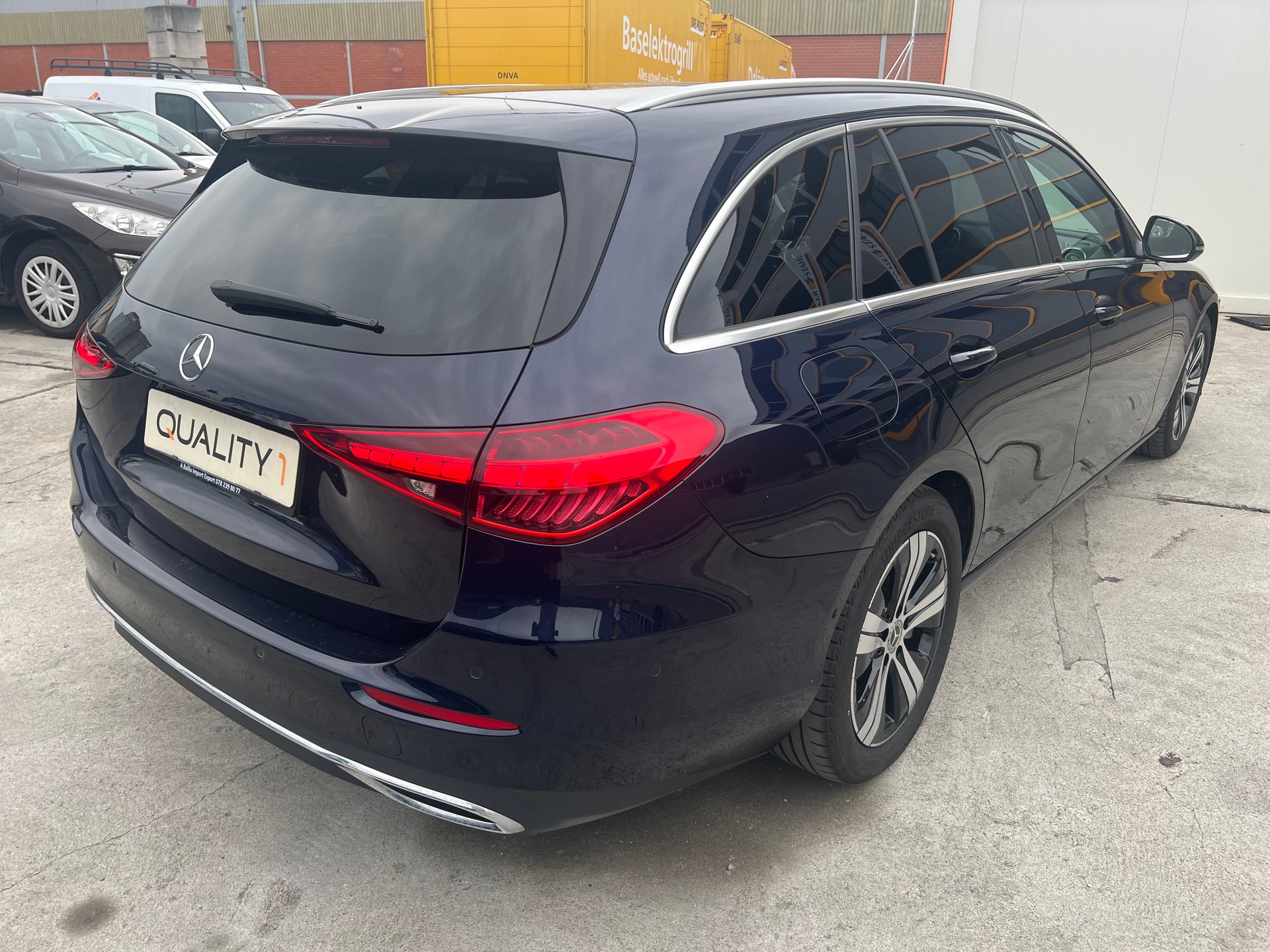 MERCEDES-BENZ C 220 d T 4Matic Avantgarde-image-3