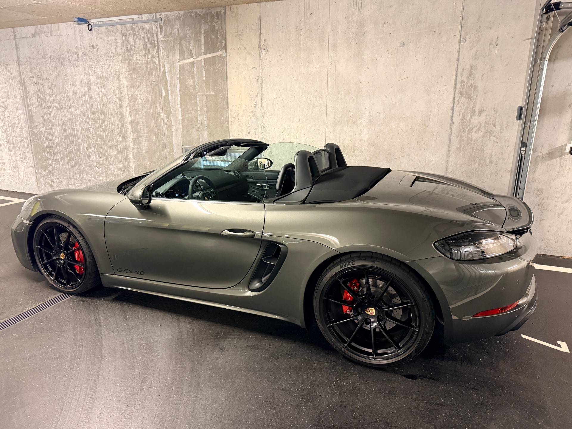 PORSCHE 718 Boxster GTS 4.0 PDK-image-27