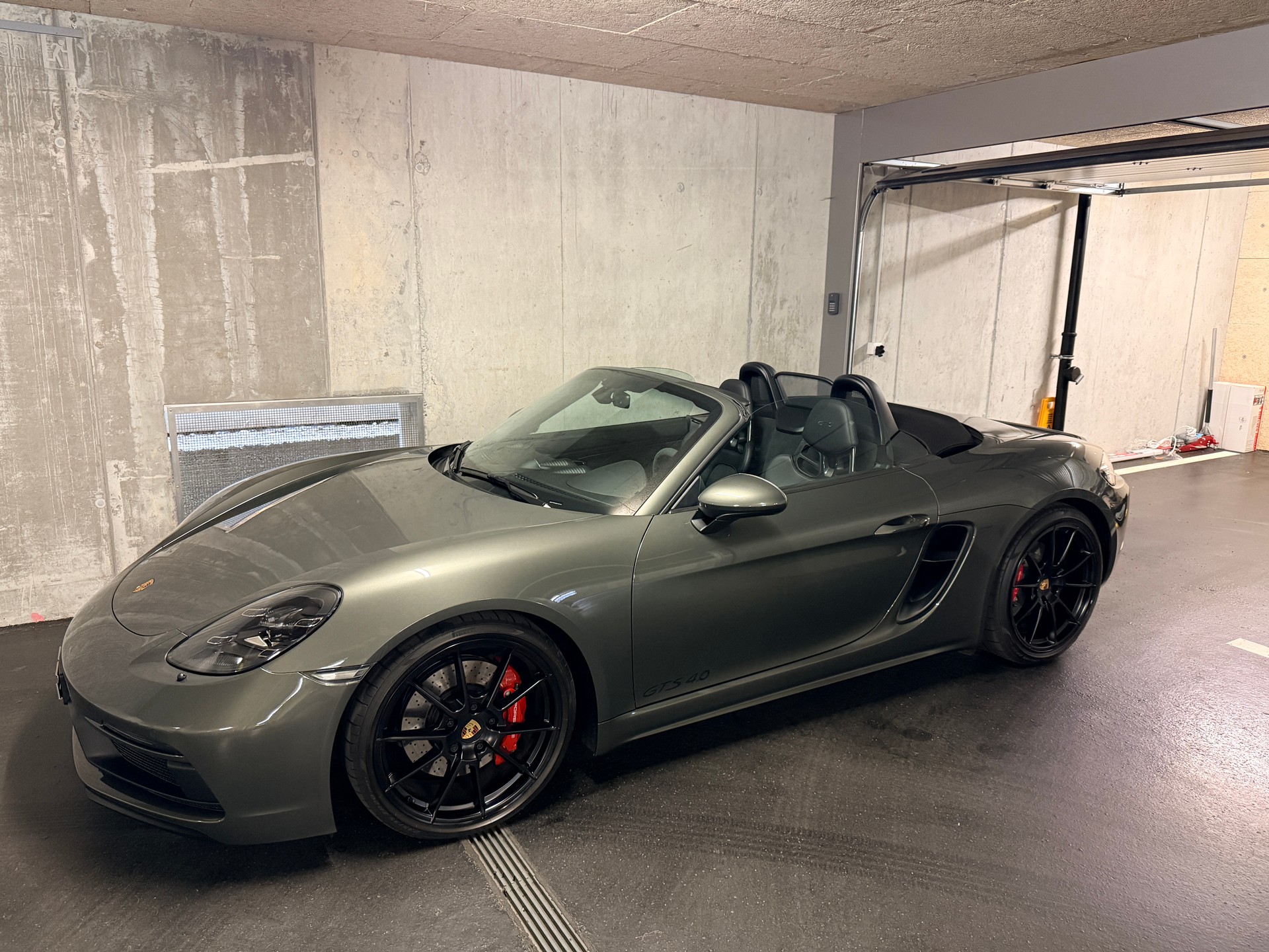 PORSCHE 718 Boxster GTS 4.0 PDK-image-3