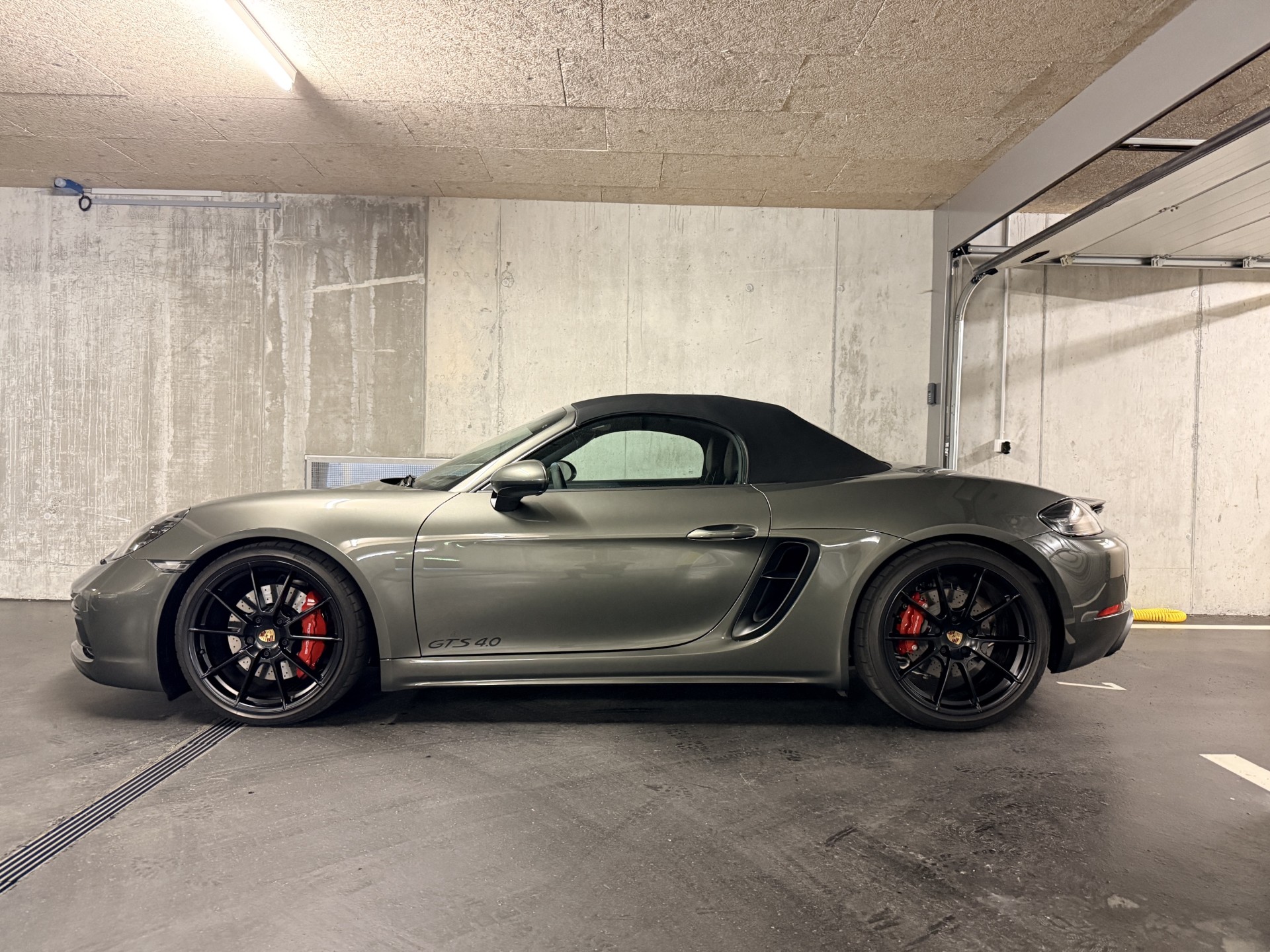 PORSCHE 718 Boxster GTS 4.0 PDK-image-25