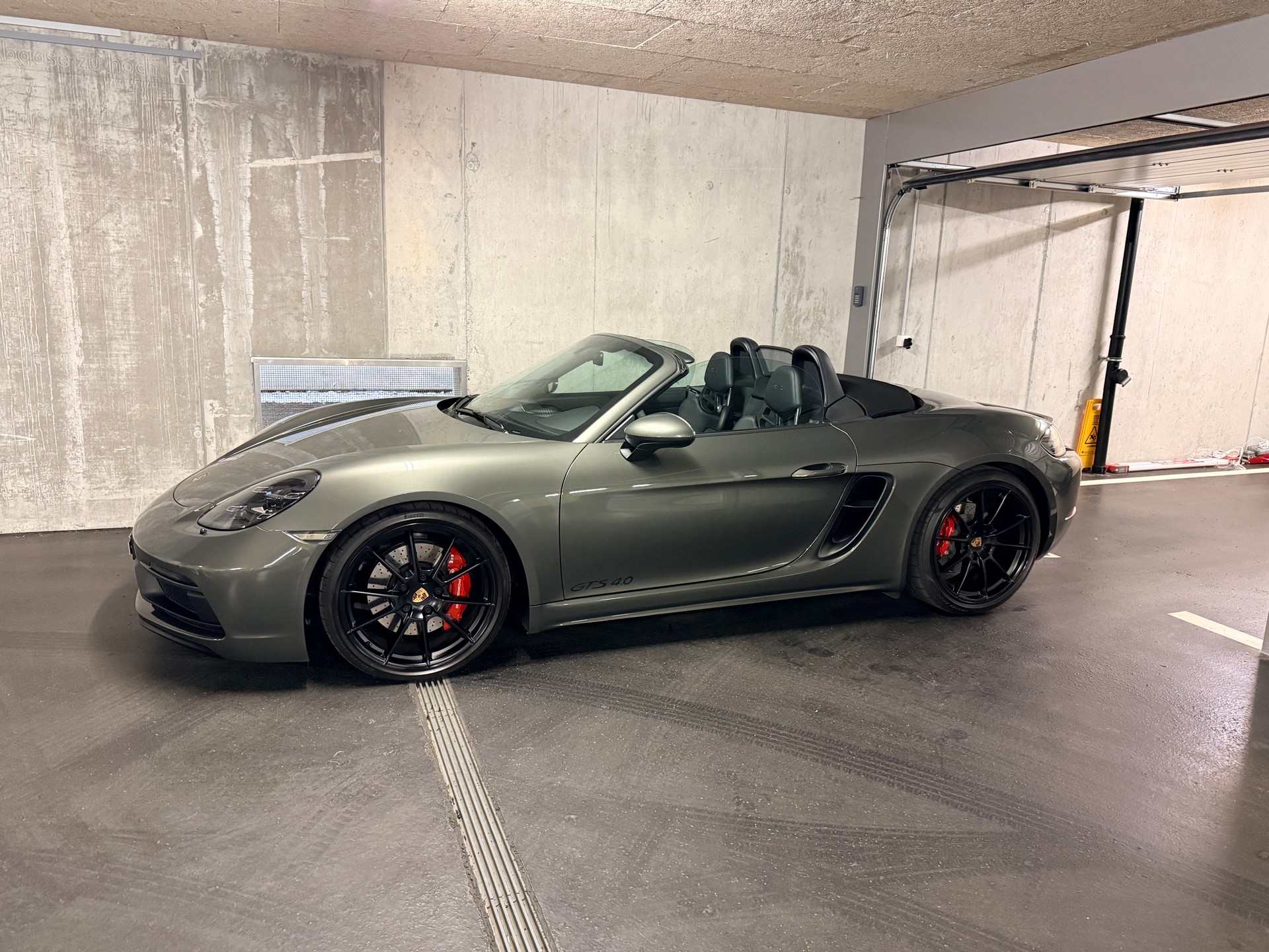 PORSCHE 718 Boxster GTS 4.0 PDK-image-8