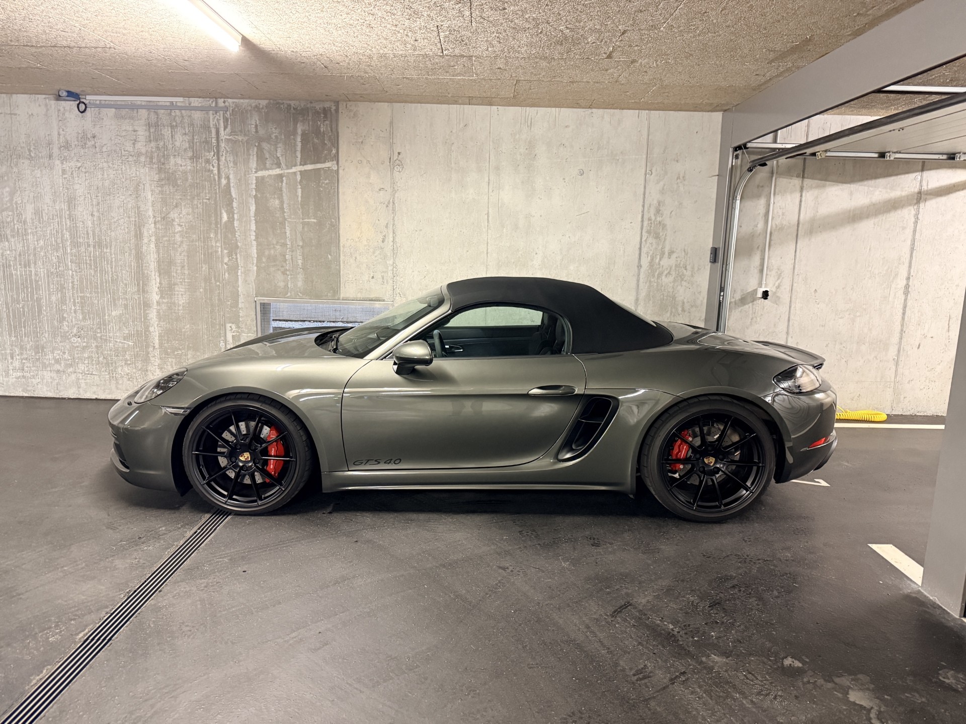 PORSCHE 718 Boxster GTS 4.0 PDK-image-9