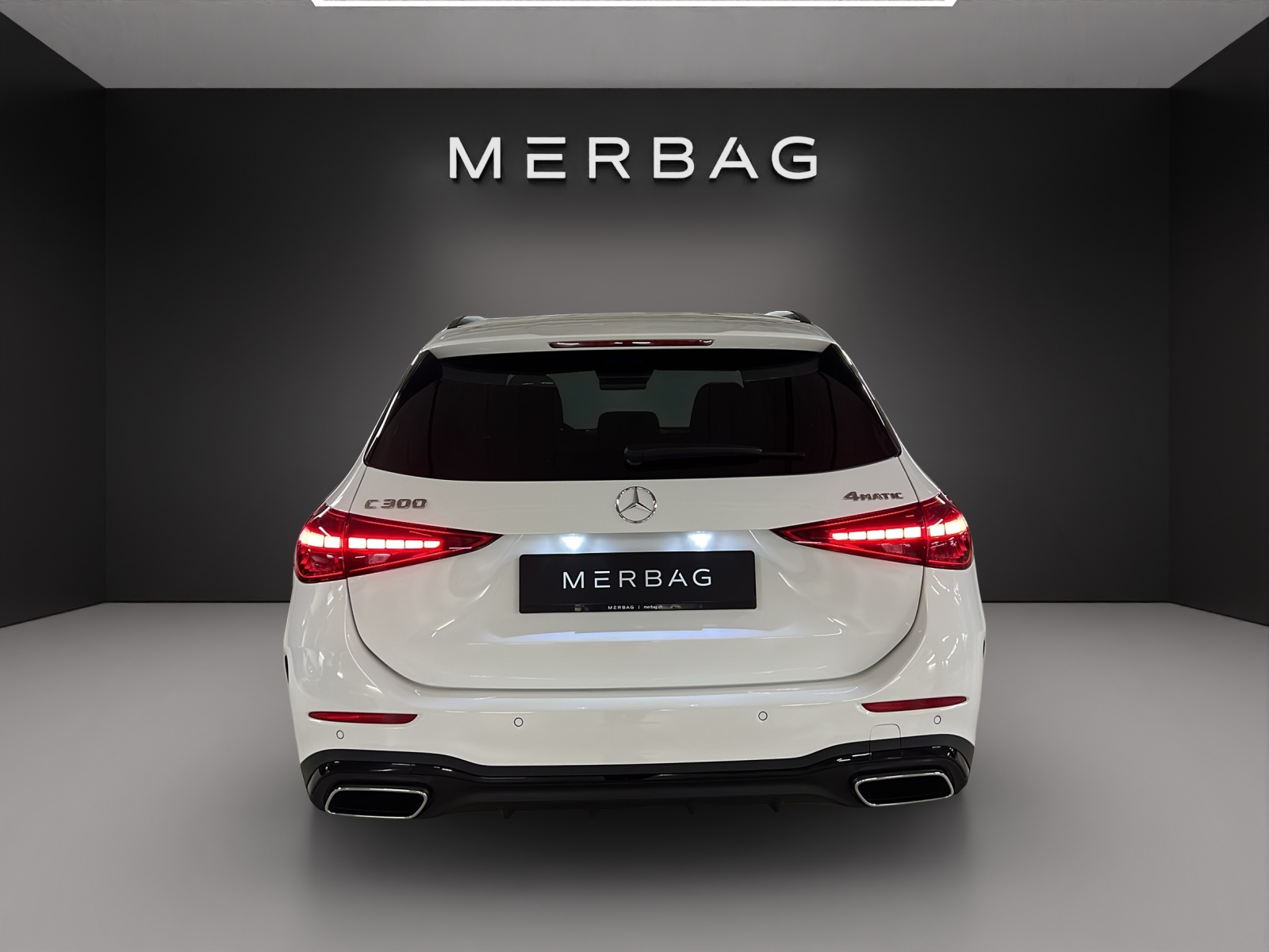MERCEDES-BENZ C 300 4MATIC T-Modell-image-6