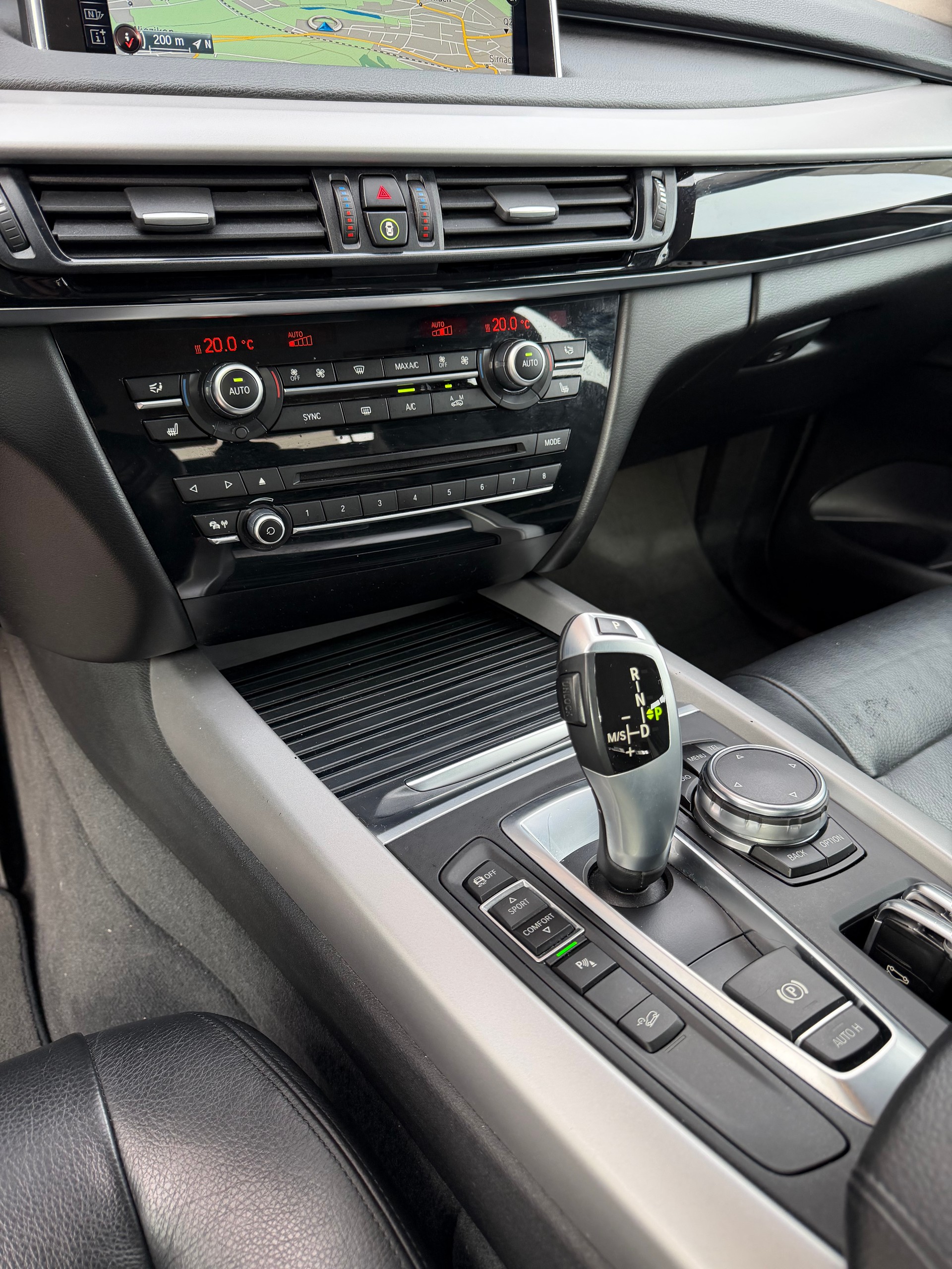 BMW X5 xDrive 30d Steptronic-image-7