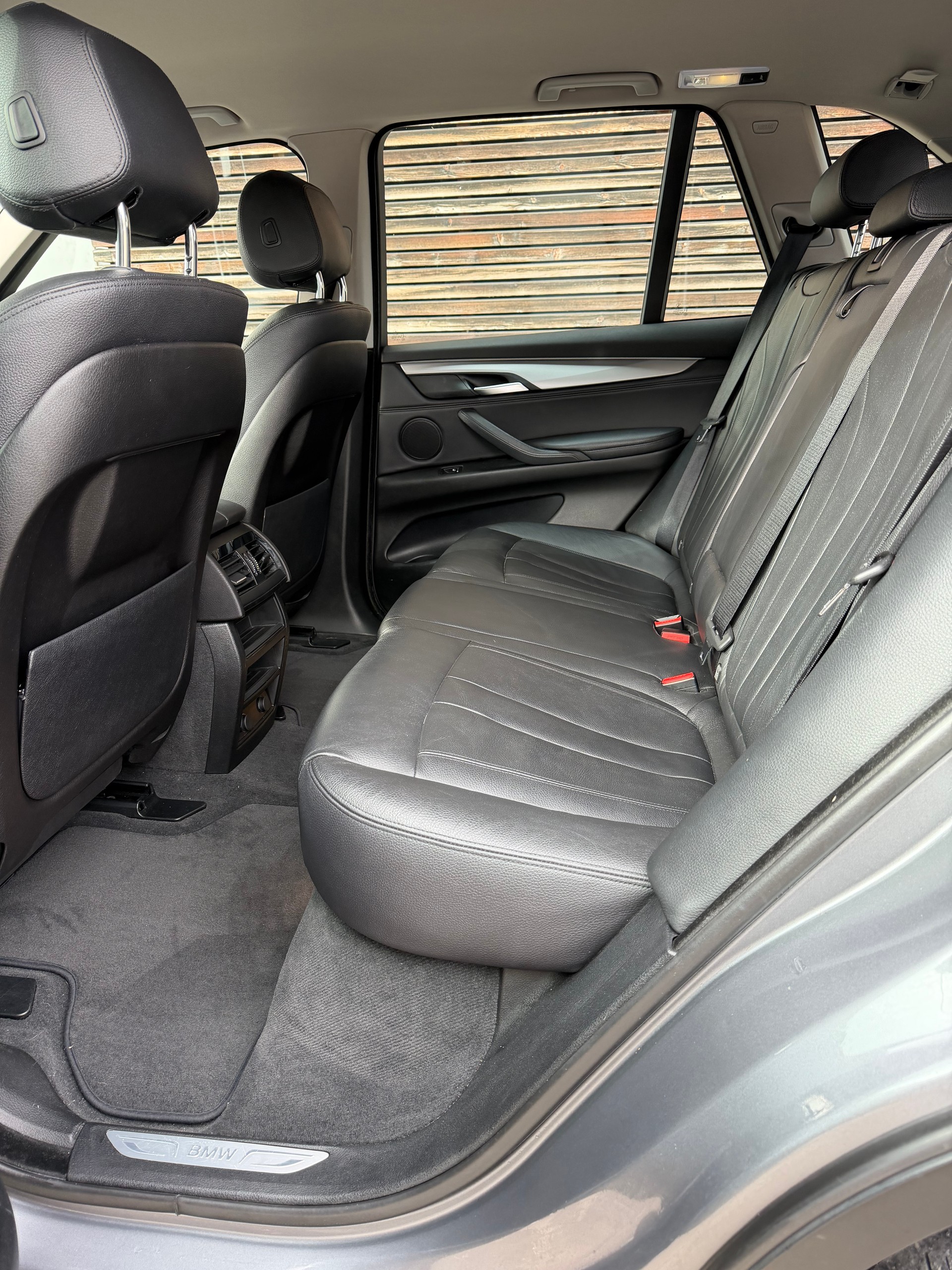 BMW X5 xDrive 30d Steptronic-image-13