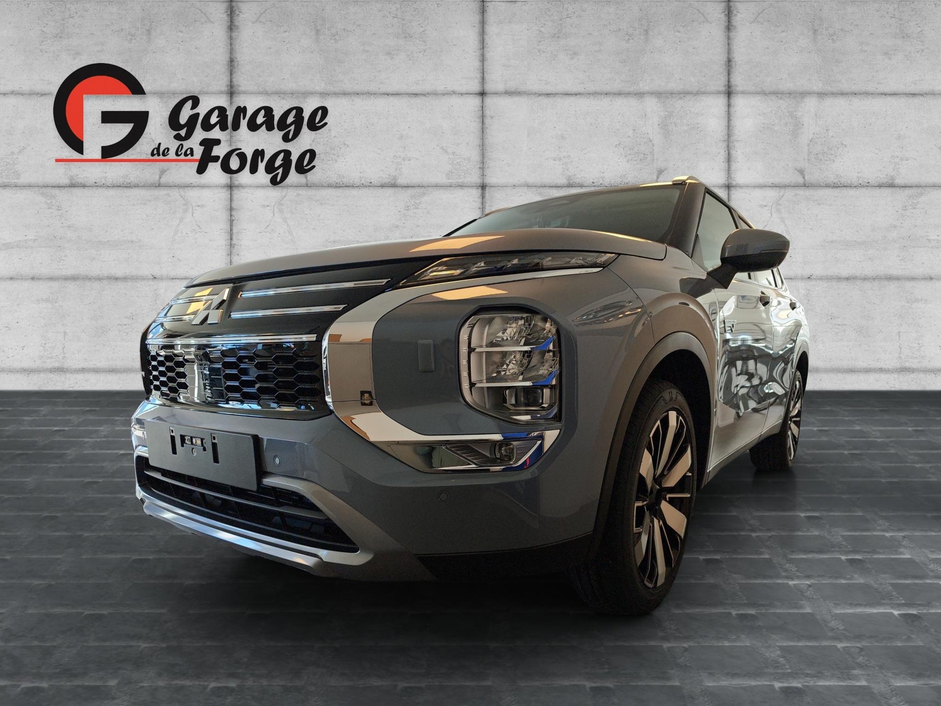 MITSUBISHI Outlander 2.4 PHEV Intense 4x4-image-1