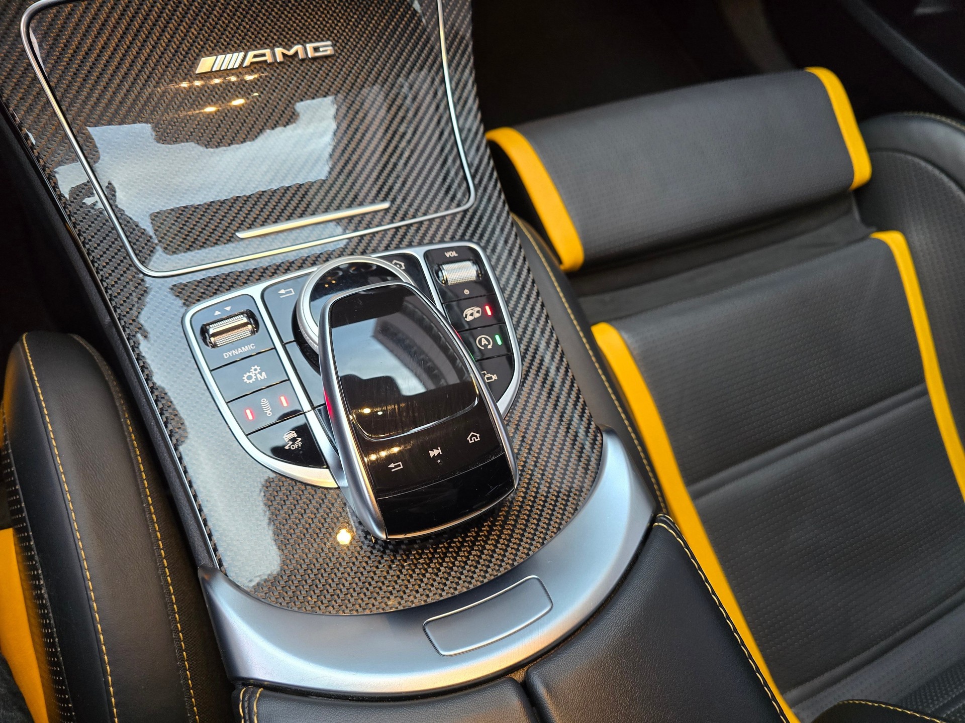 MERCEDES-BENZ C 63 AMG C 63 S AMG Speedshift-image-17