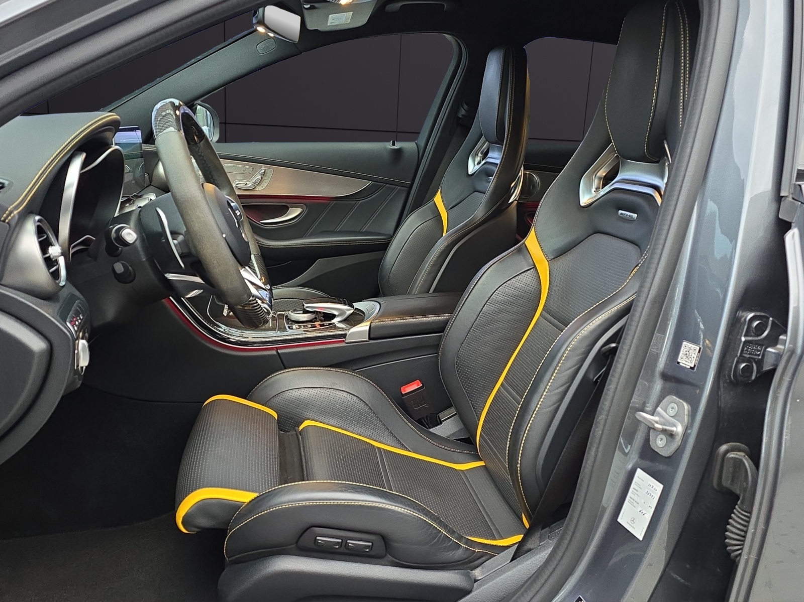 MERCEDES-BENZ C 63 S AMG Speedshift-image-6