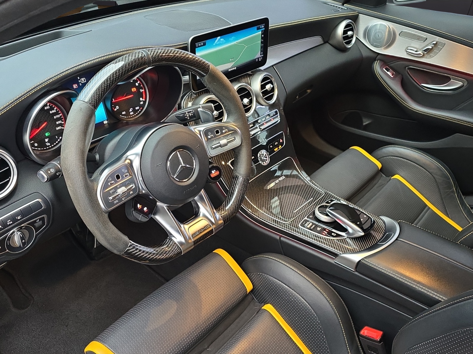 MERCEDES-BENZ C 63 S AMG Speedshift-image-7