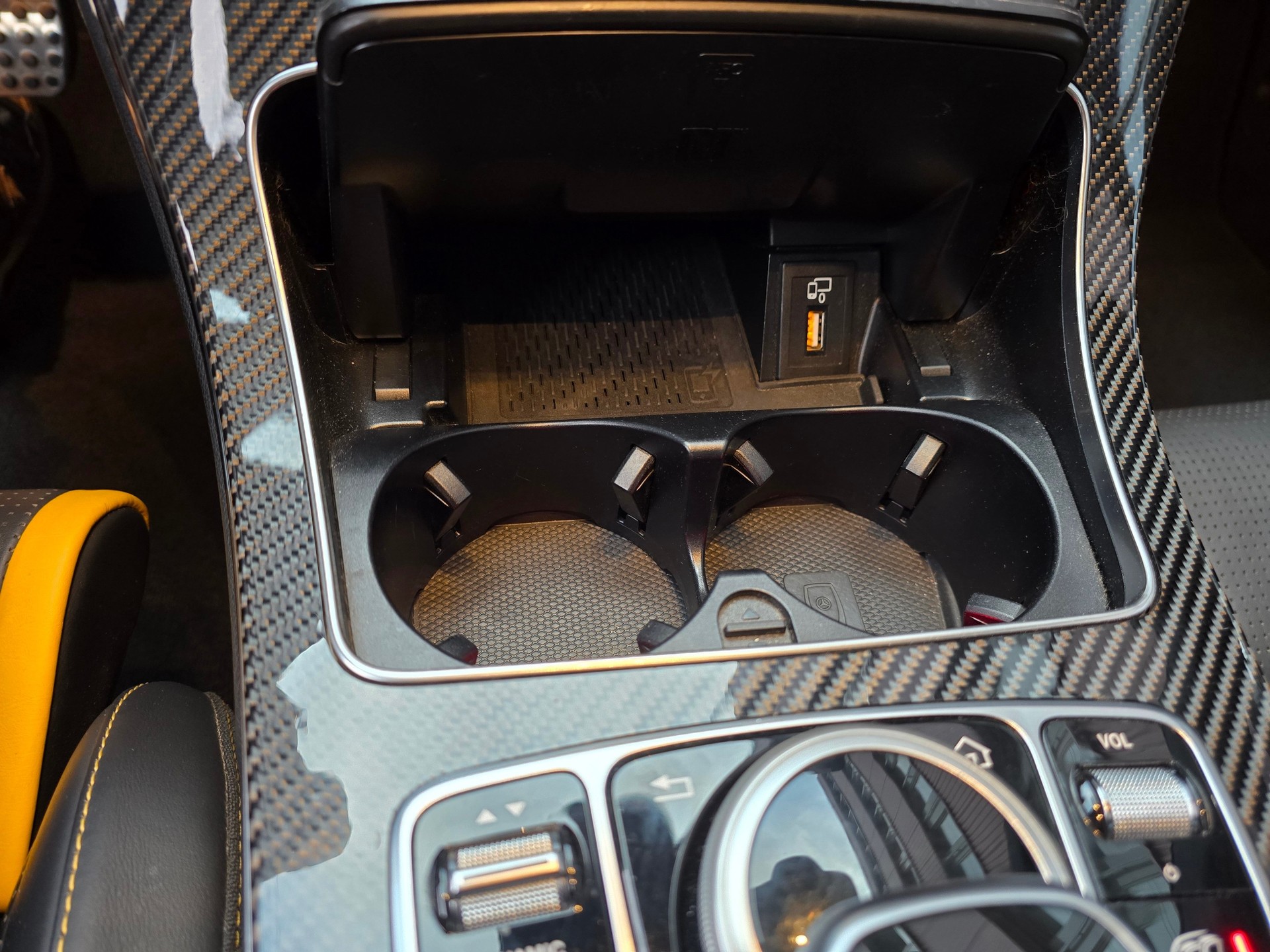 MERCEDES-BENZ C 63 AMG C 63 S AMG Speedshift-image-18