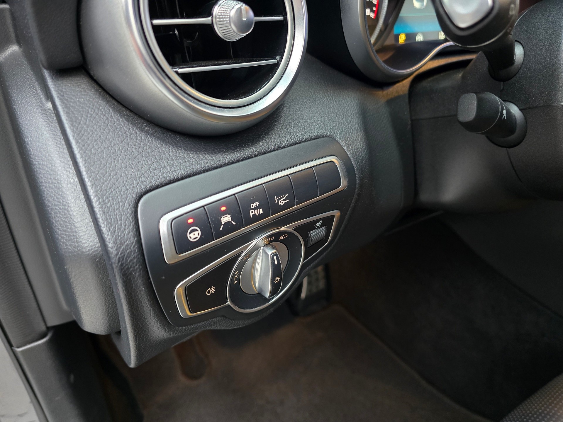 MERCEDES-BENZ C 63 AMG C 63 S AMG Speedshift-image-10