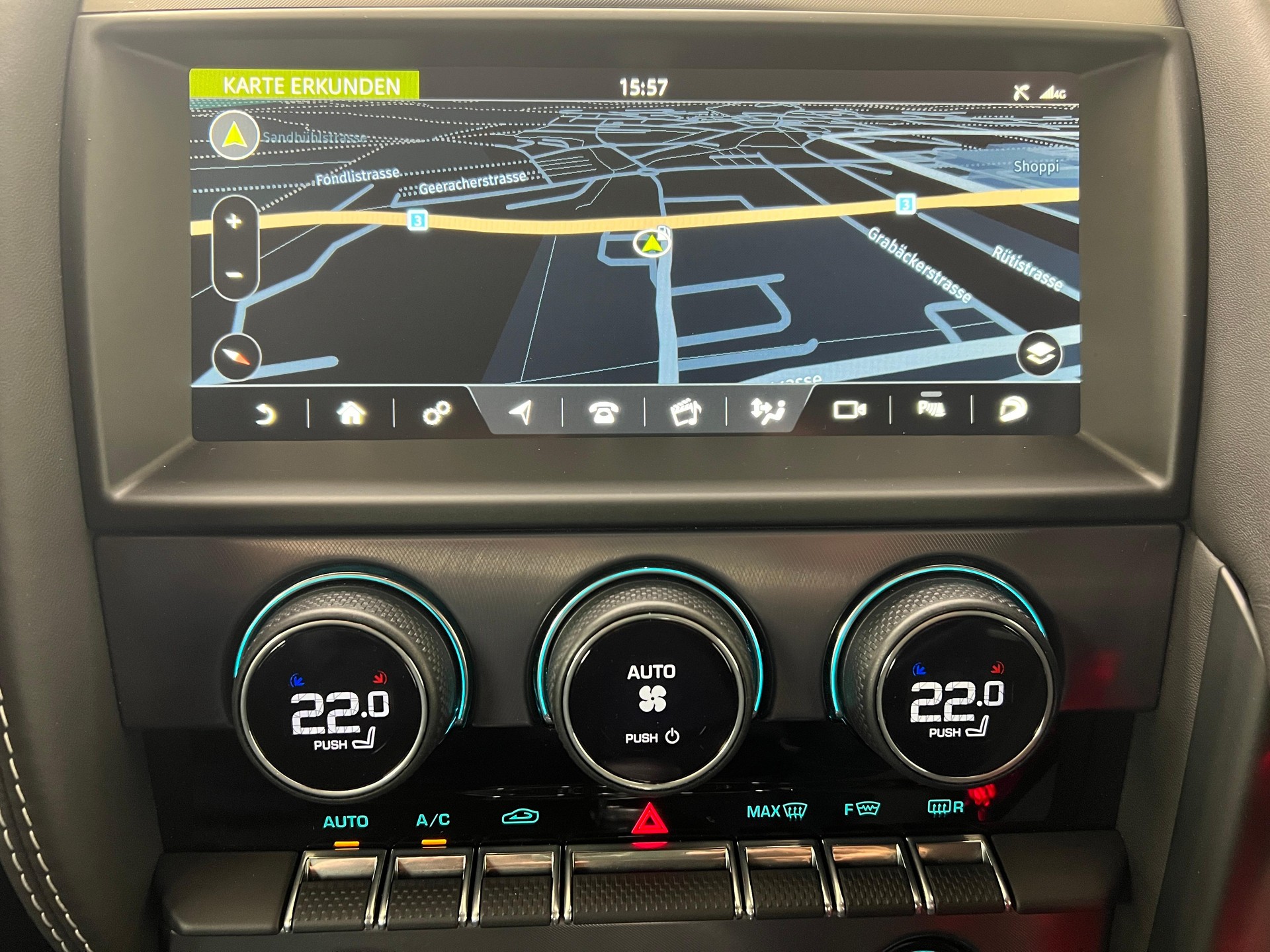 JAGUAR F-Type Convertible 5.0 V8 R AWD-image-7