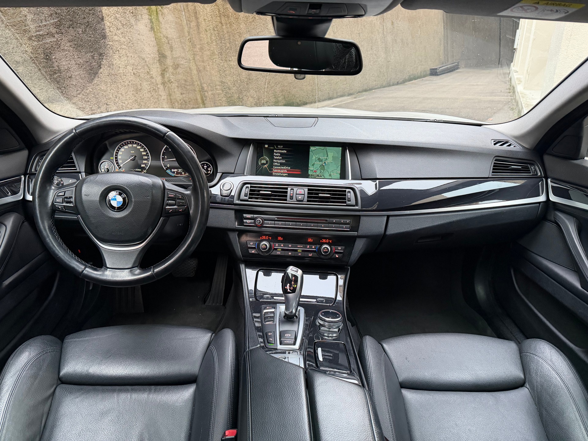 BMW 530d xDrive Steptronic-image-9