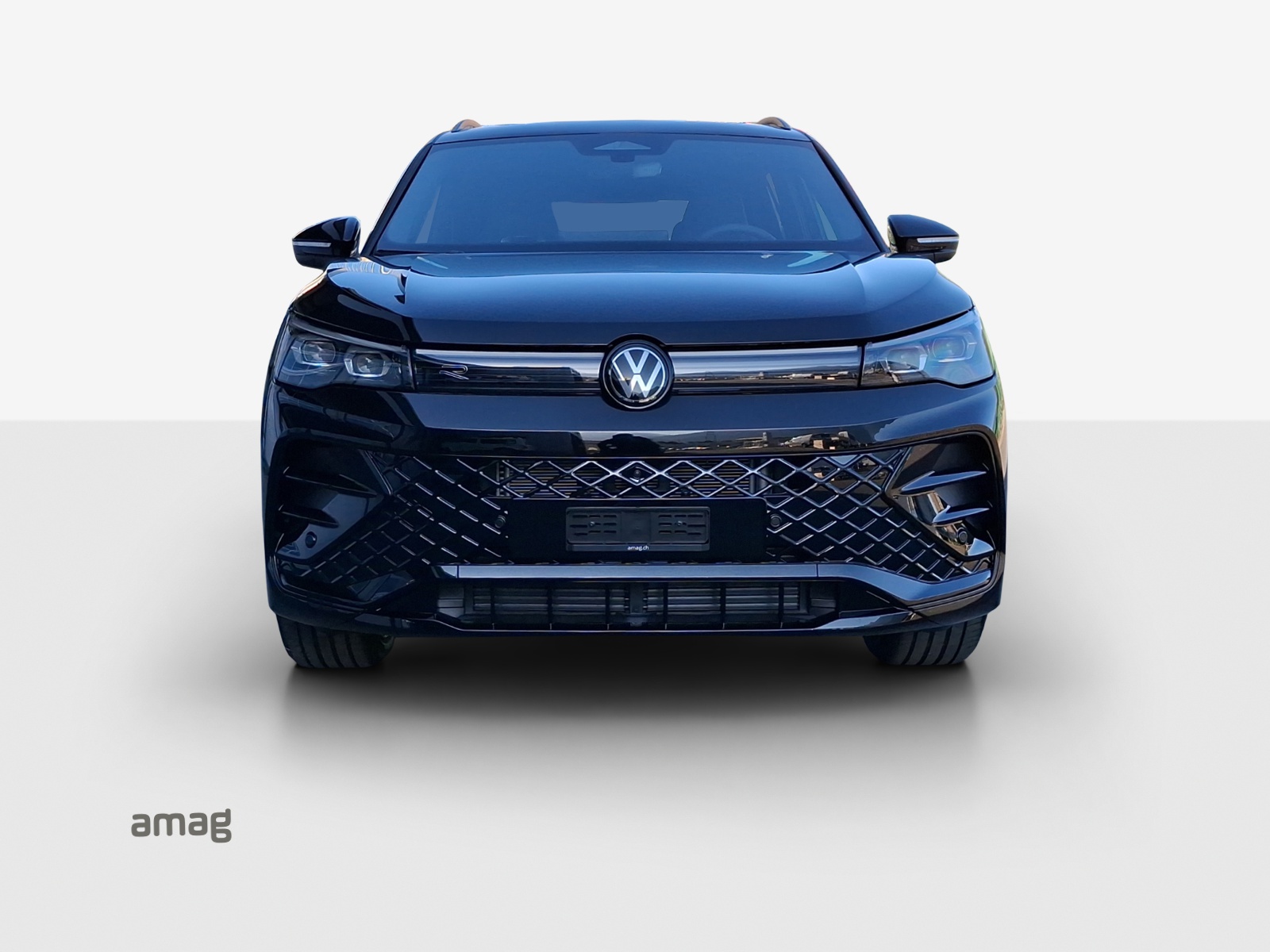 VW Tiguan 2.0 TSI DSG R-Line 4Motion-image-6