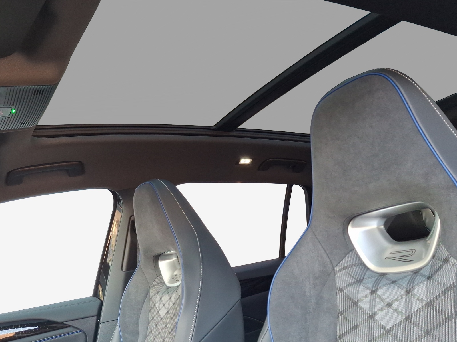 VW Tiguan 2.0 TSI DSG R-Line 4Motion-image-14