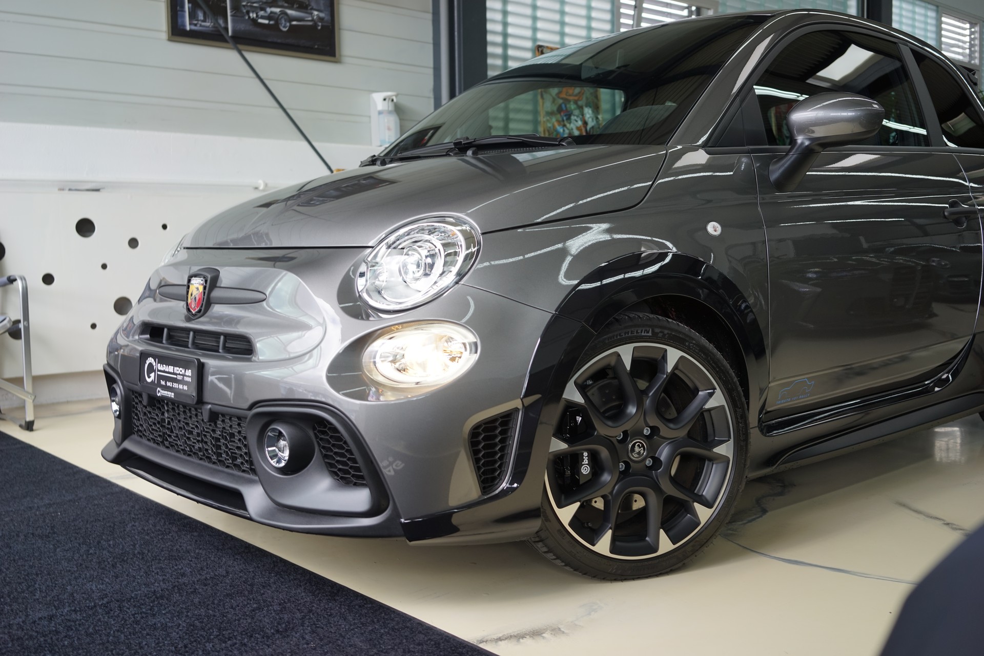 FIAT 695 1.4 16V Turbo Abarth Turismo-image-3
