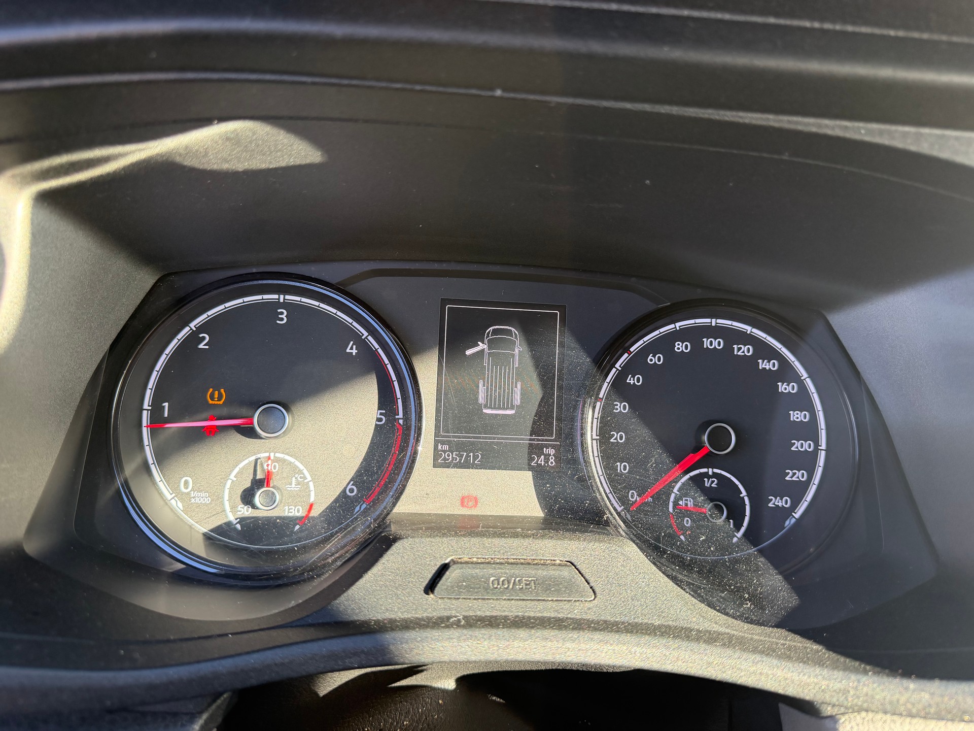 VW T6.1 2.0 TDI 4Motion-image-9