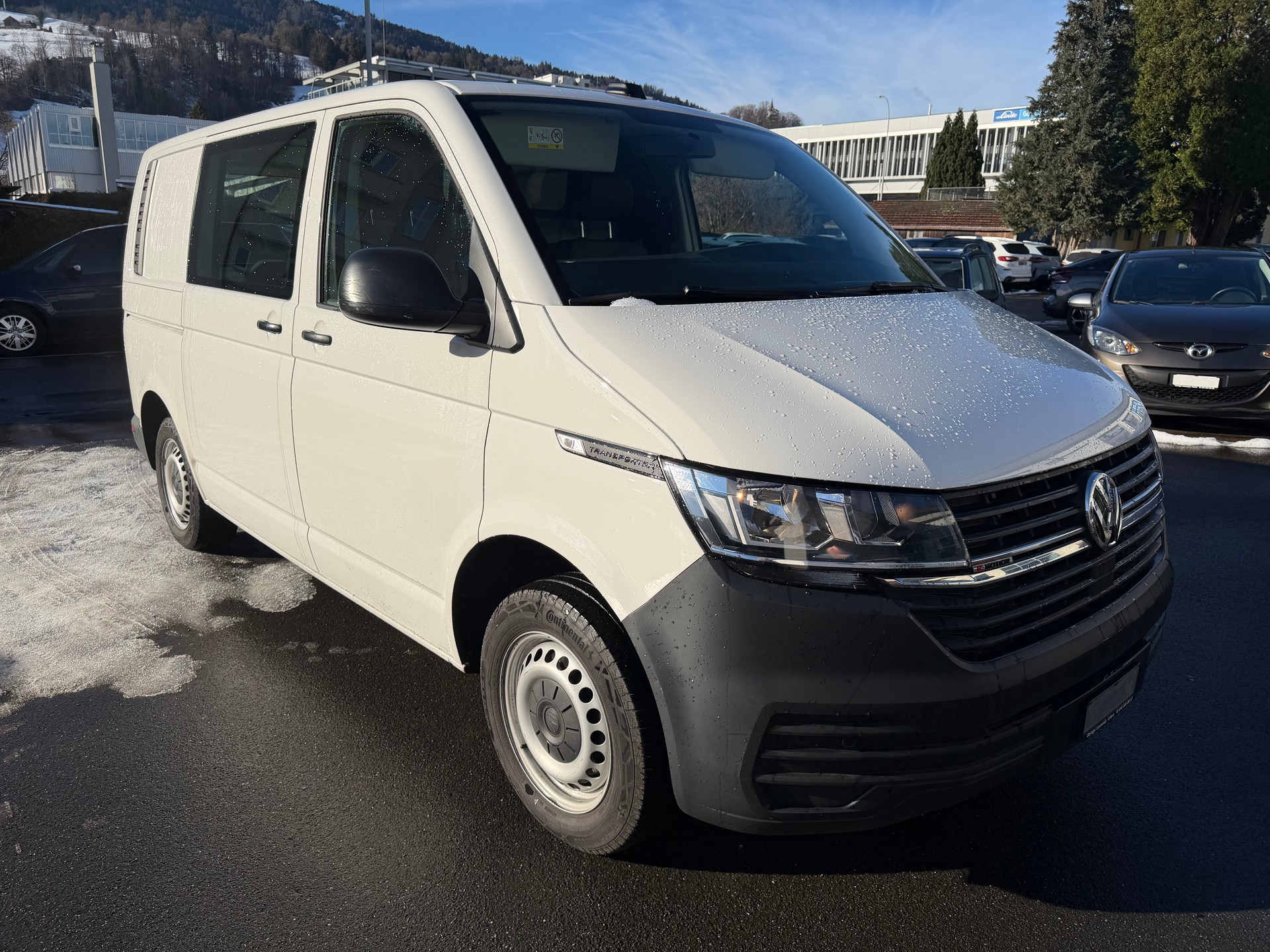 VW T6.1 2.0 TDI 4Motion-image-1
