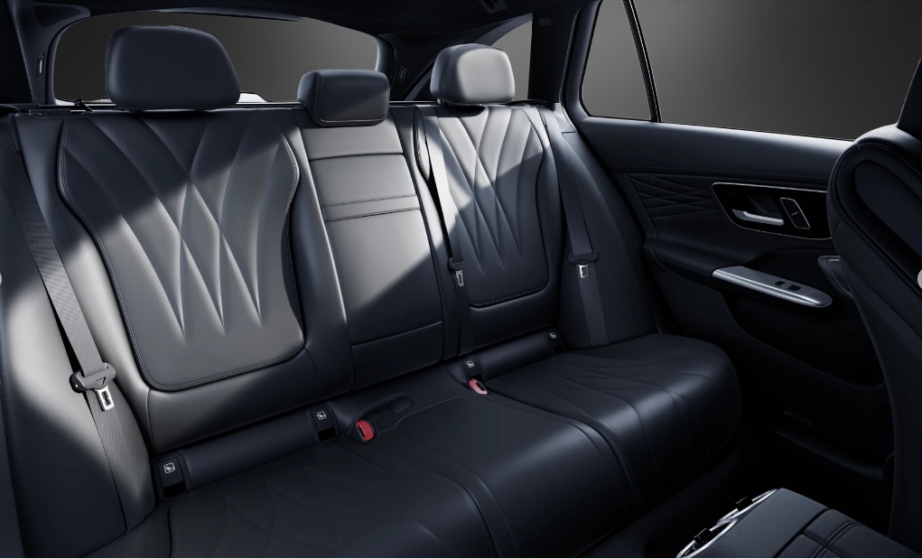 MERCEDES-BENZ C 220 d T 4 Matic-image-9