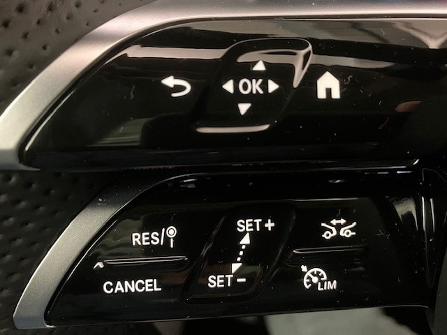 MERCEDES-BENZ C 220 d T 4 Matic-image-10