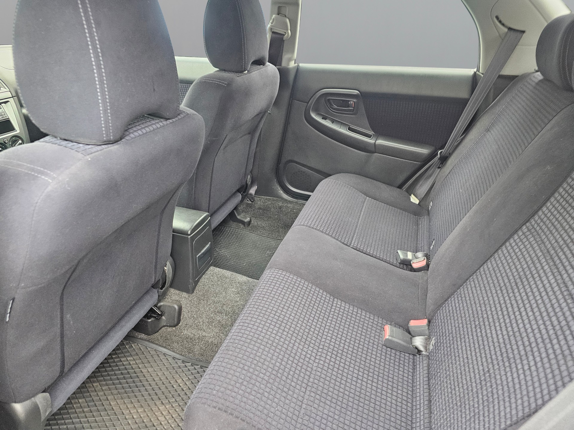SUBARU Impreza 1.6-image-6