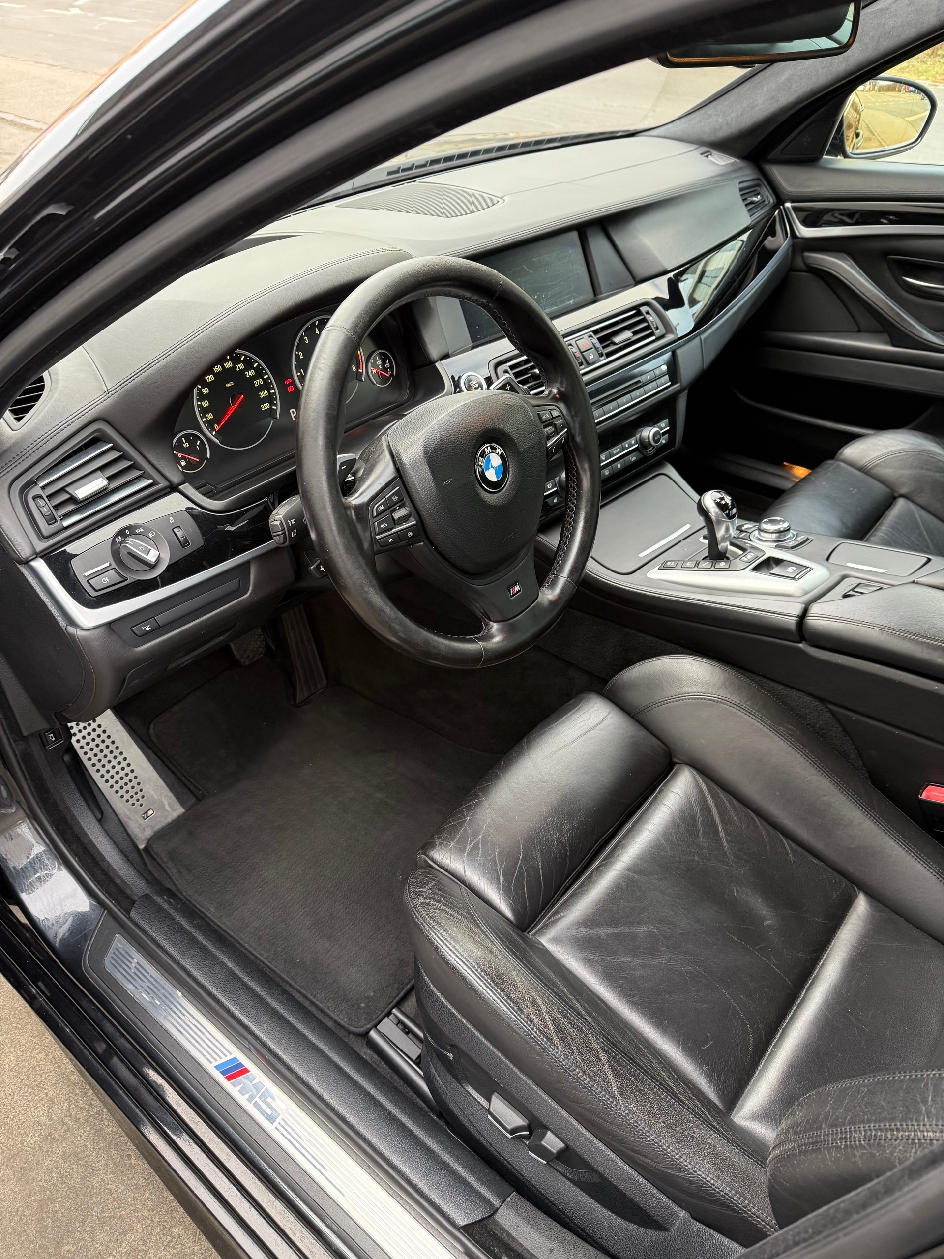 BMW M5 Drivelogic-image-12