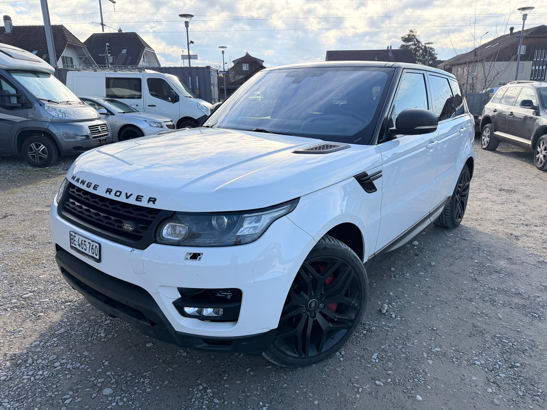 LAND ROVER Range Rover Sport 4.4 SDV8 HSE Dynamic Automatic-image-0