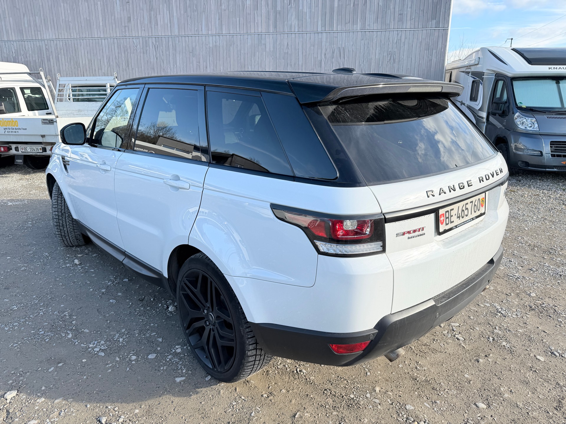 LAND ROVER Range Rover Sport 4.4 SDV8 HSE Dynamic Automatic-image-3