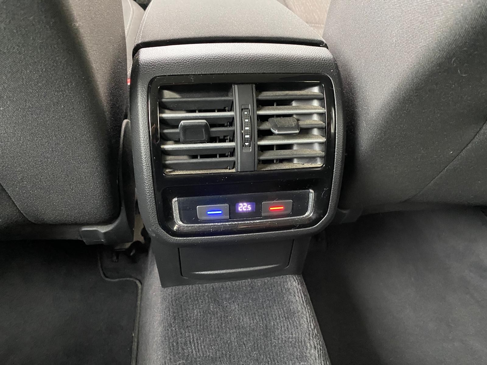 VW Passat Variant 2.0 TDI BMT Comfortline DSG-image-10