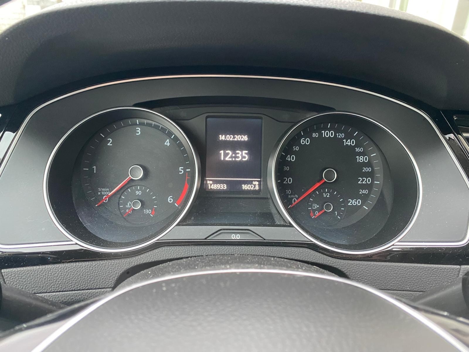 VW Passat Variant 2.0 TDI BMT Comfortline DSG-image-11