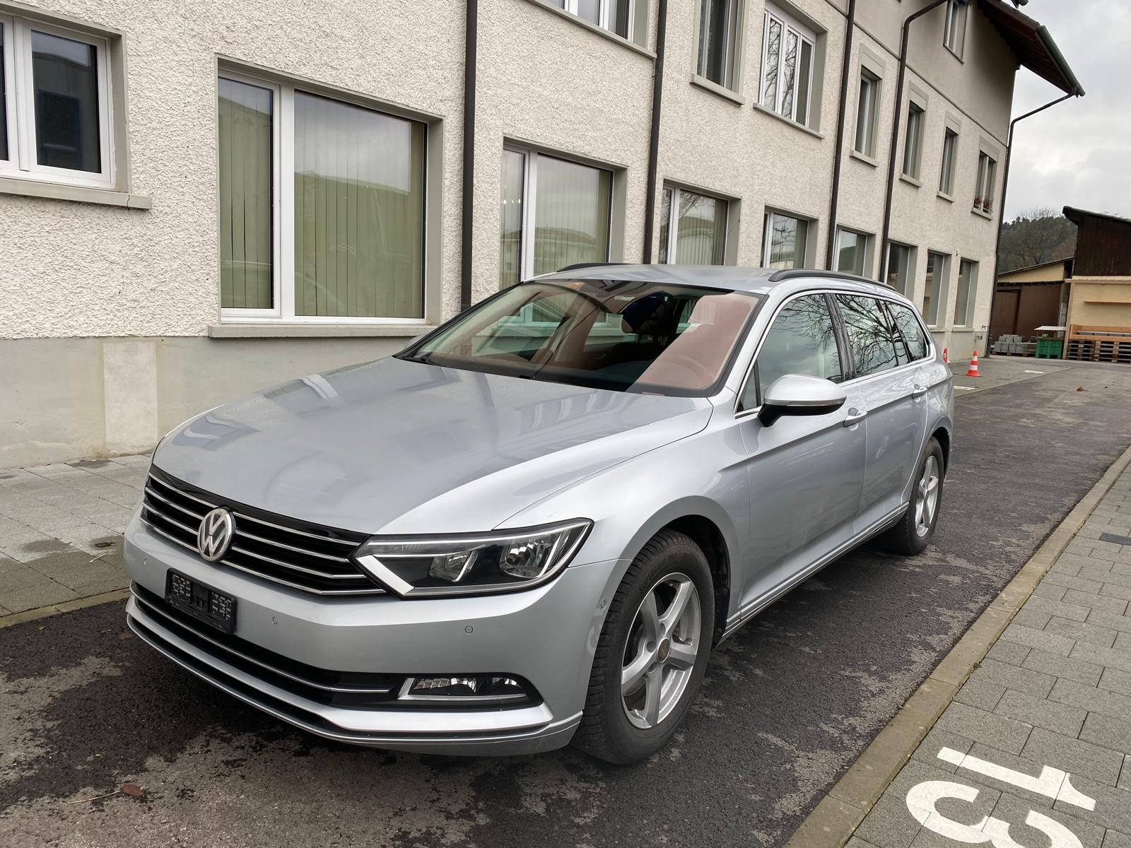 VW Passat Variant 2.0 TDI BMT Comfortline DSG-image-6