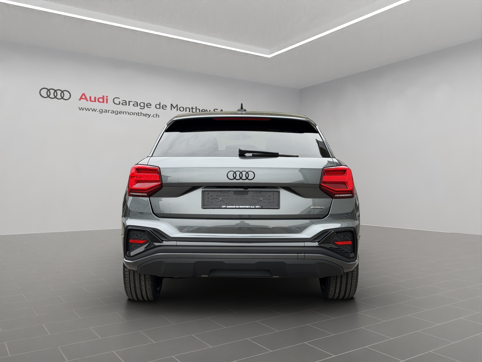 AUDI Q2 40 TFSI S line Attraction quattro S-tronic-image-3