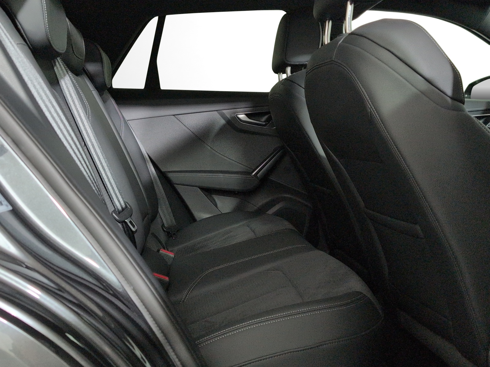 AUDI SQ2 TFSI quattro S-tronic-image-12