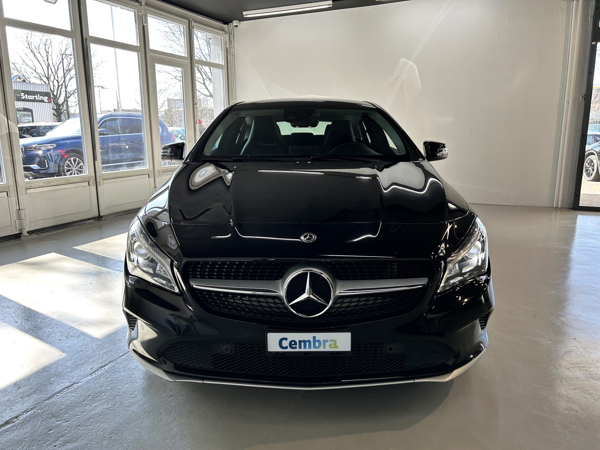 MERCEDES-BENZ CLA Shooting Brake 200 d Swiss Star Ed. 4M 7G-DCT-image-3