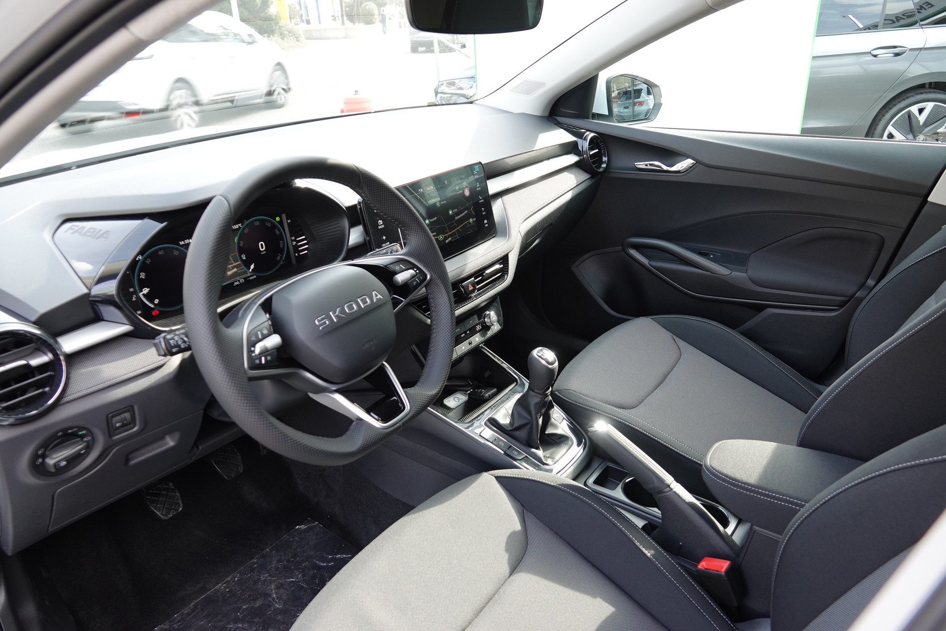 SKODA Fabia 1.0 TSI Selection-image-8