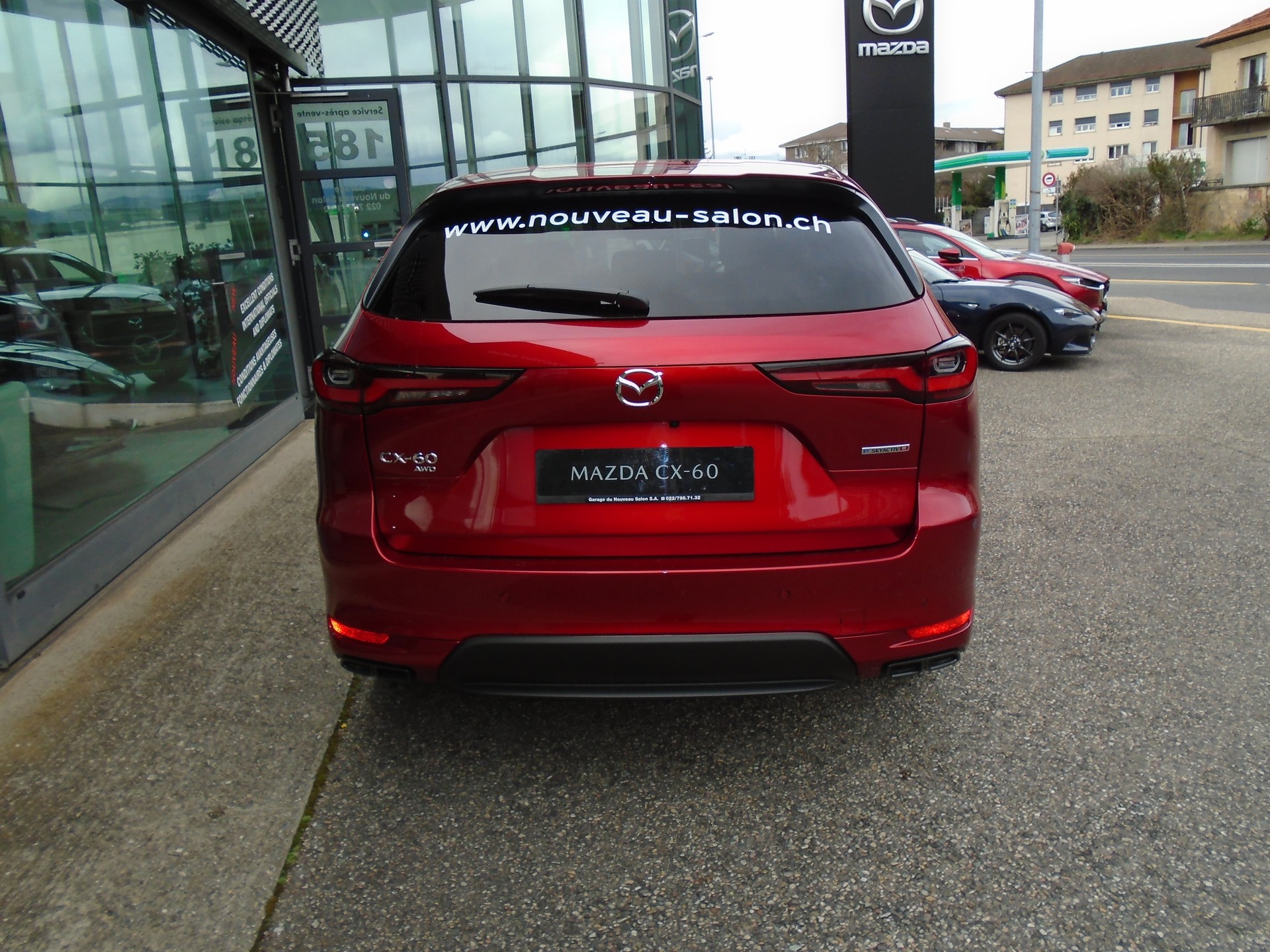 MAZDA CX-60 3.3L e-Skyactiv D 254 MHEV AWD Homura Plus-image-4