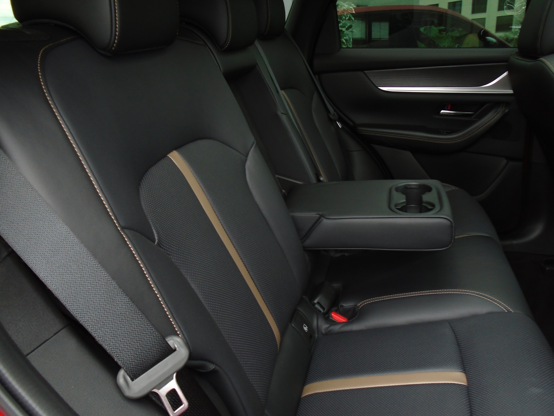 MAZDA CX-60 3.3L e-Skyactiv D 254 MHEV AWD Homura Plus-image-7
