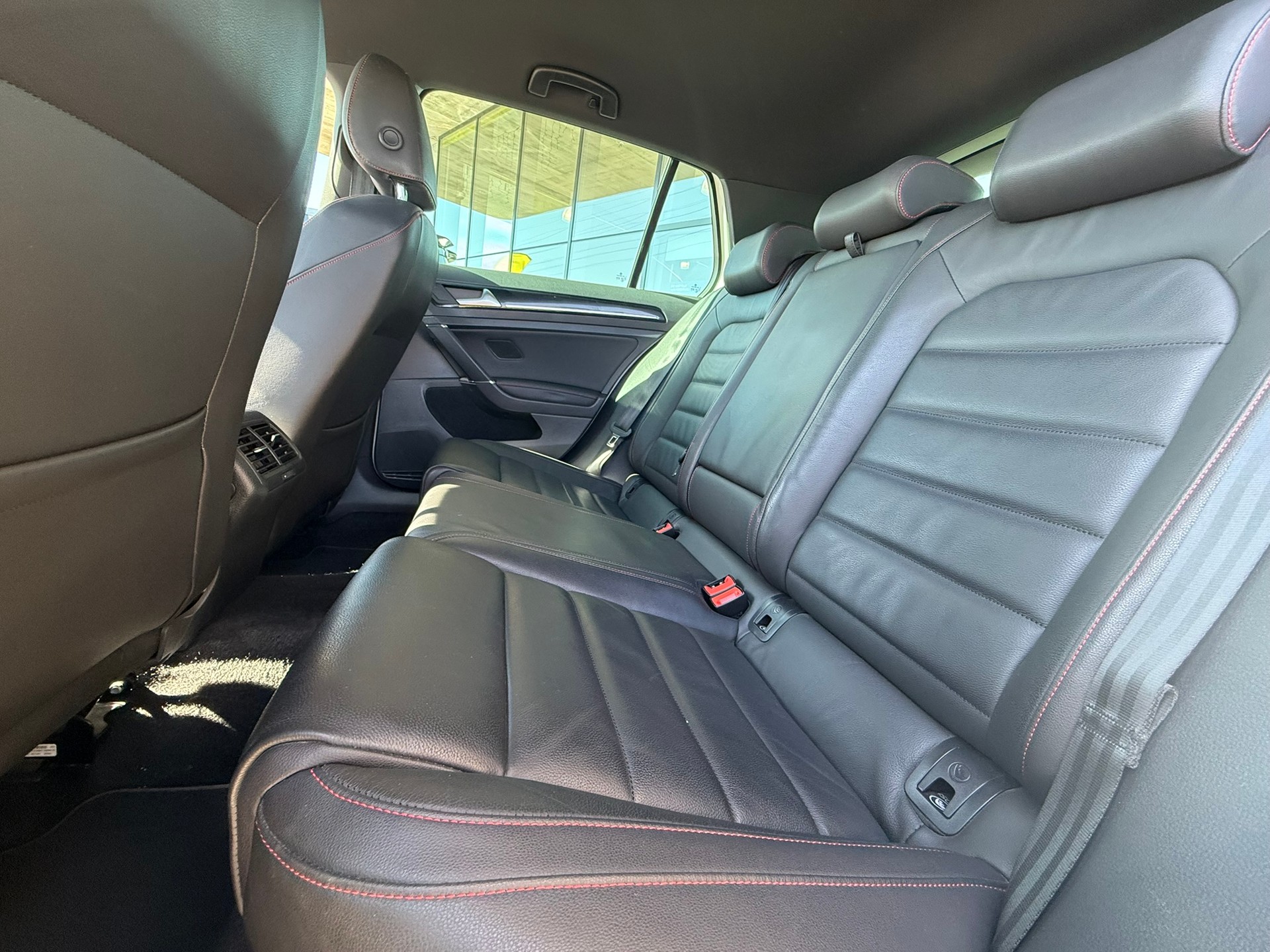 VW Golf 2.0 TSI GTI Performance Limited Edition 11 von 100-image-7