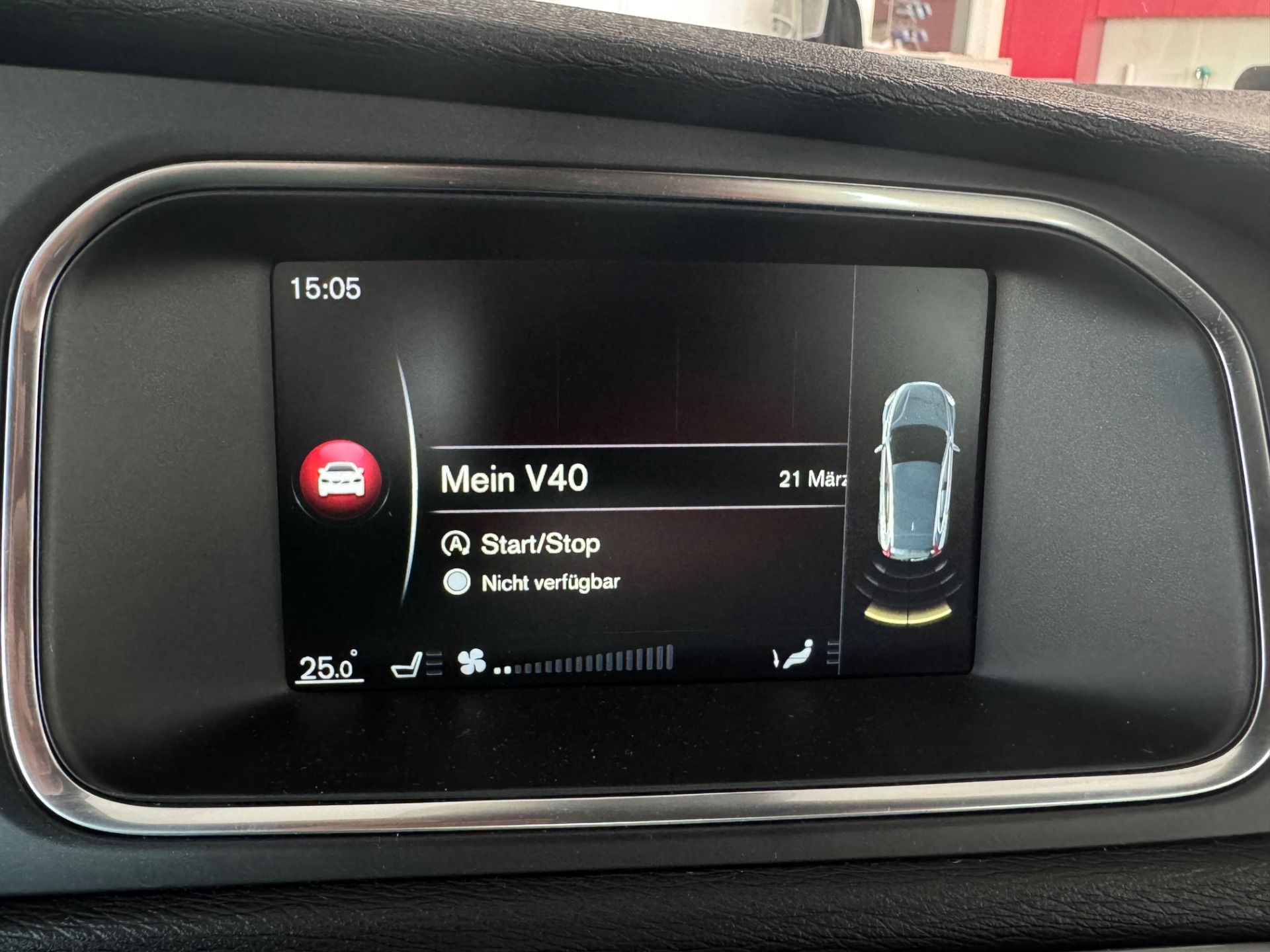 VOLVO V40 D4 Summum R-Design Geartronic-image-14