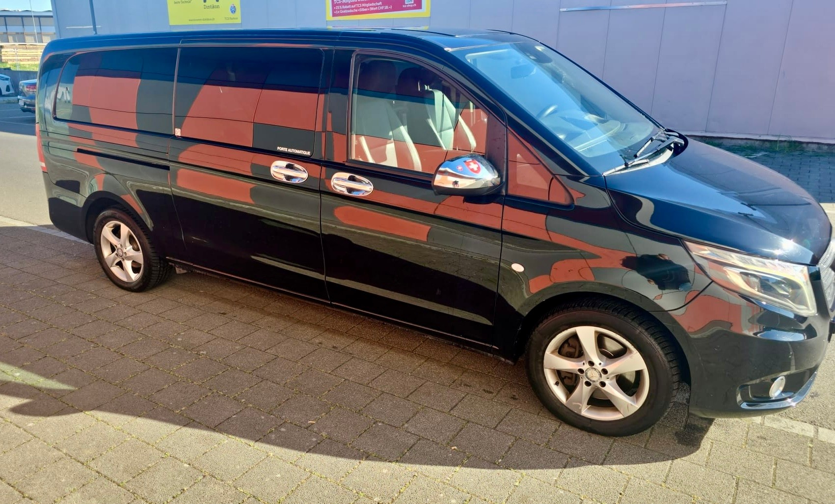 MERCEDES-BENZ Vito 119 BlueTEC Tourer Select L 4Matic 7G-Tronic-image-2
