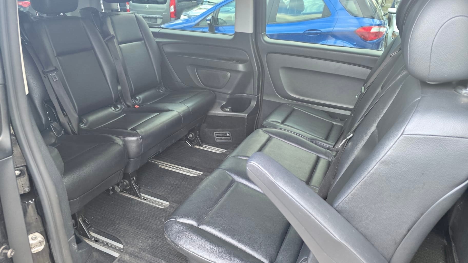 MERCEDES-BENZ Vito 119 BlueTEC Tourer Select L 4Matic 7G-Tronic-image-10